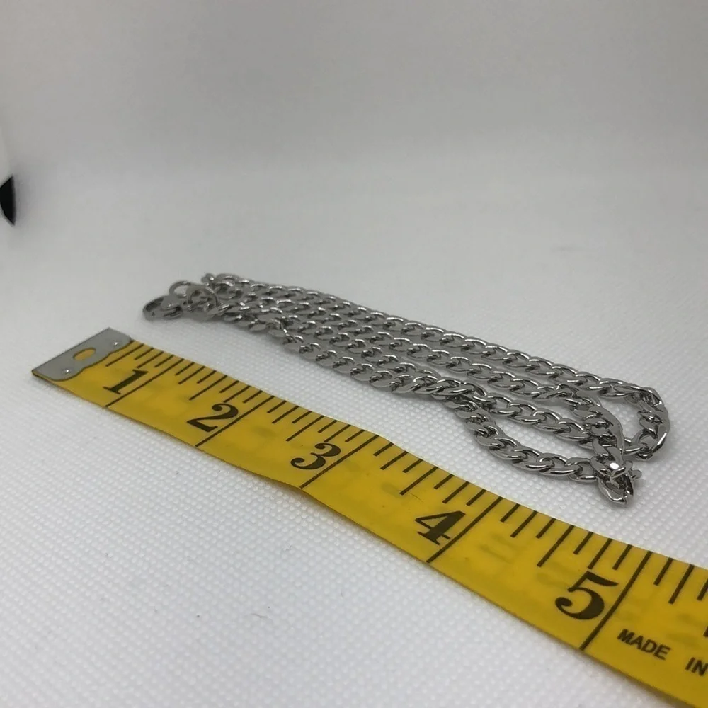 Gift for Dad “Worlds Beat Dad” Silver Tone 20” Chain Necklace with Gift Box